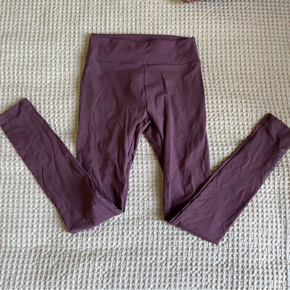 Gymshark Solo Leggings (S) in Plum